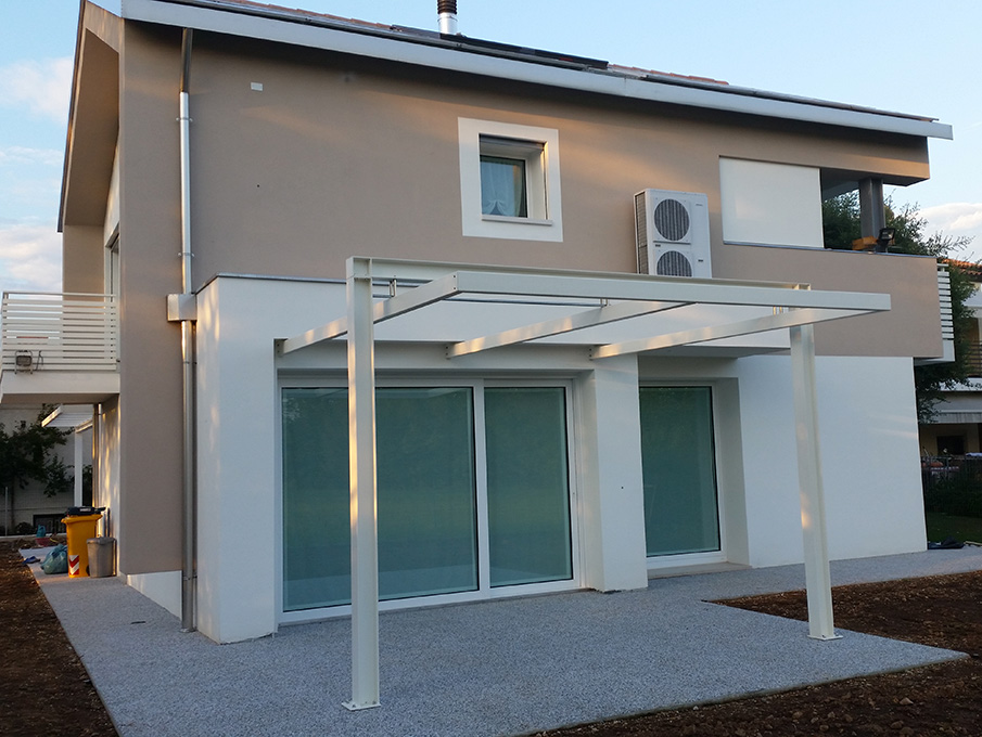 http://www.salvador-infissi.it/wp-content/uploads/2015/11/20141002_180813.jpg