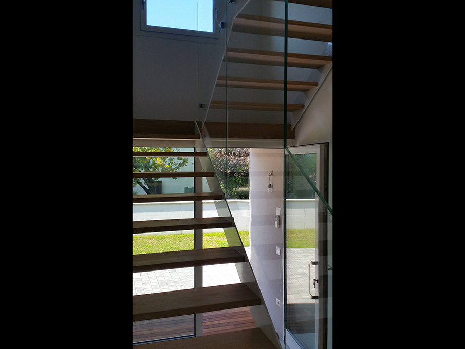 http://www.salvador-infissi.it/wp-content/uploads/2015/11/20151103_102012.jpg